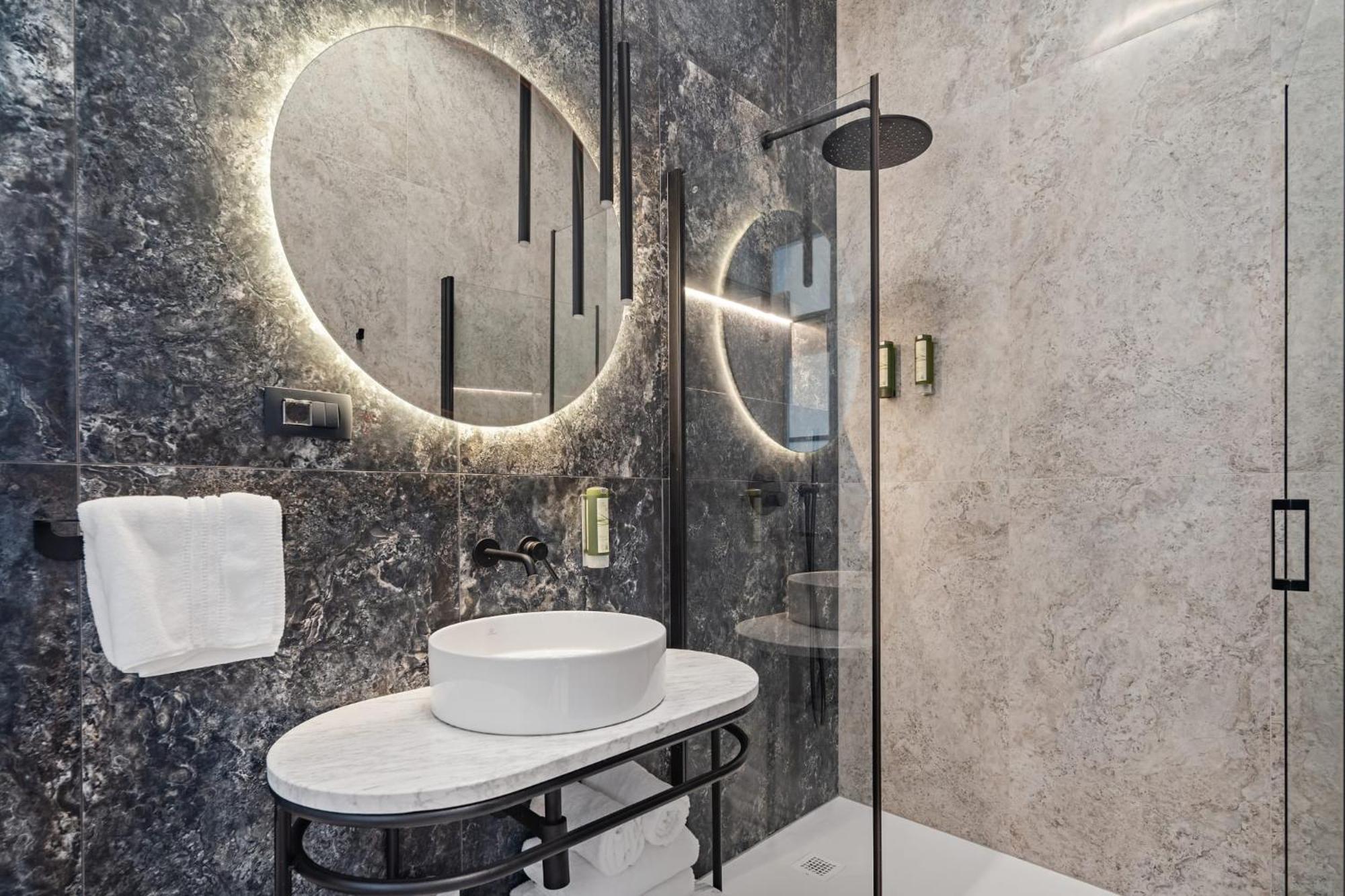 Monamel Luxury Suites 스플리트 외부 사진